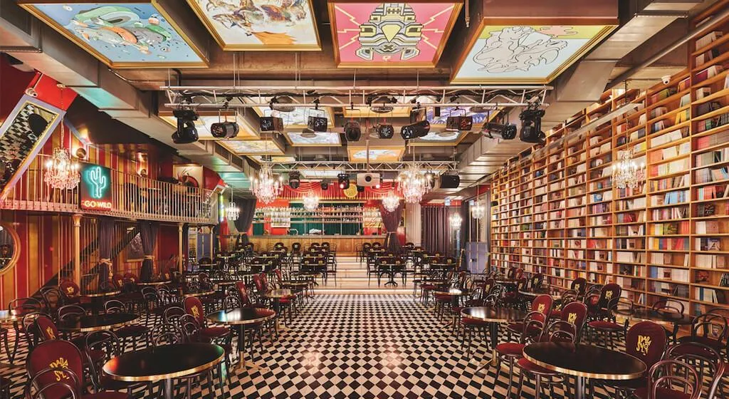 Dada Salon Club (Dada Salon Kabarett Alt Kat)